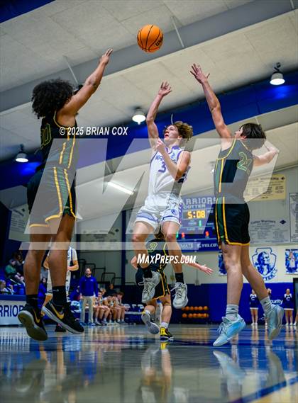 Thumbnail 3 in Omaha @ Cotter photogallery.