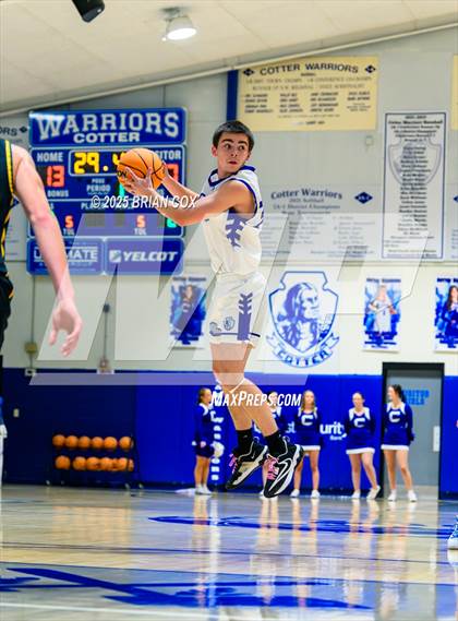 Thumbnail 1 in Omaha @ Cotter photogallery.