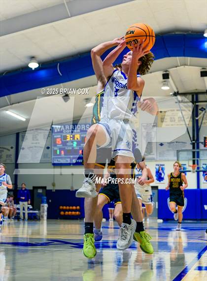 Thumbnail 3 in Omaha @ Cotter photogallery.