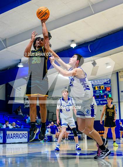 Thumbnail 1 in Omaha @ Cotter photogallery.