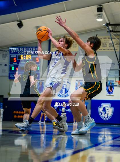 Thumbnail 3 in Omaha @ Cotter photogallery.