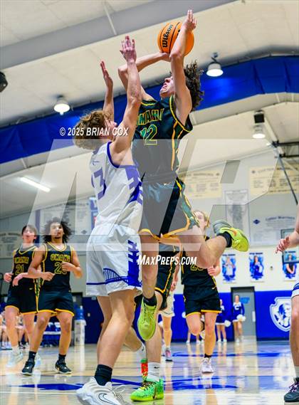 Thumbnail 2 in Omaha @ Cotter photogallery.