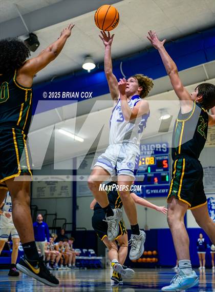 Thumbnail 2 in Omaha @ Cotter photogallery.