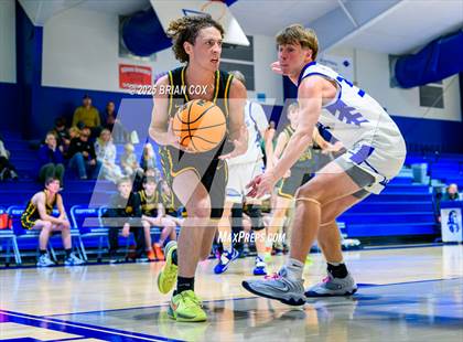 Thumbnail 1 in Omaha @ Cotter photogallery.