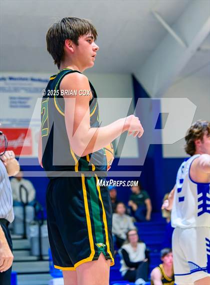 Thumbnail 3 in Omaha @ Cotter photogallery.