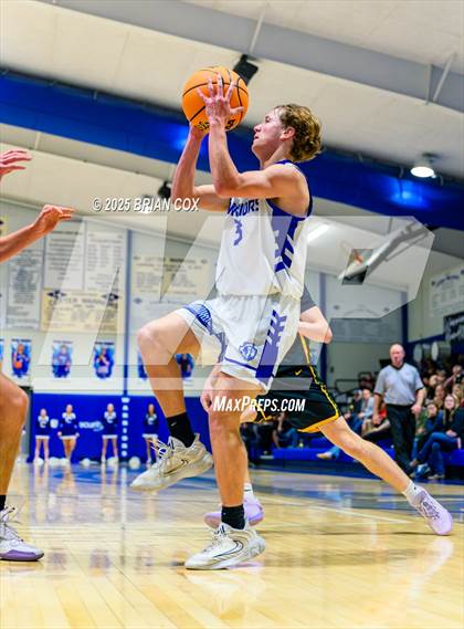 Thumbnail 2 in Omaha @ Cotter photogallery.