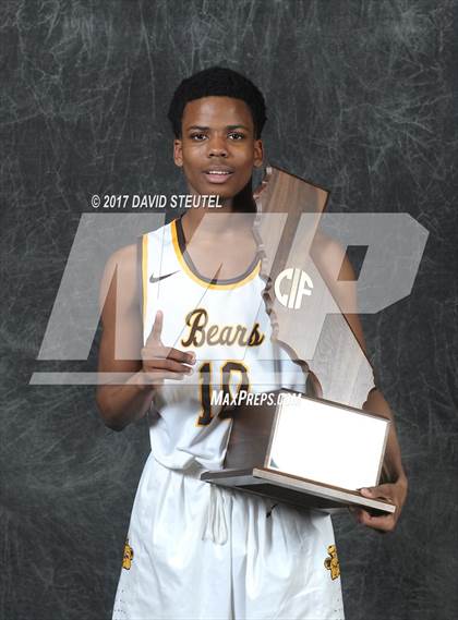 Thumbnail 3 in Mission (CIF State D3 Award Photos) photogallery.