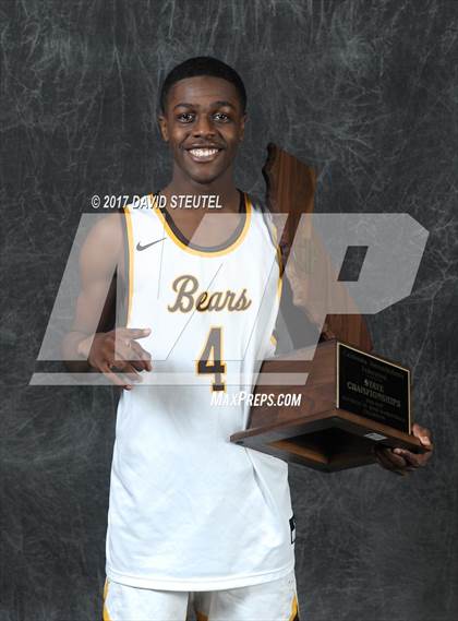 Thumbnail 2 in Mission (CIF State D3 Award Photos) photogallery.