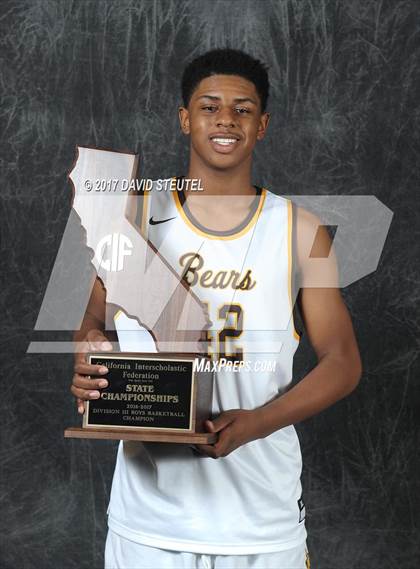 Thumbnail 1 in Mission (CIF State D3 Award Photos) photogallery.