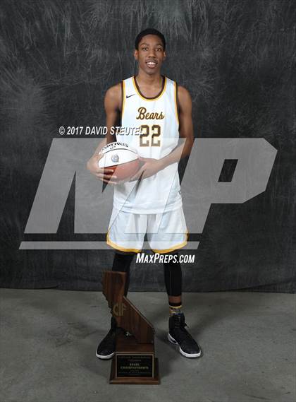 Thumbnail 3 in Mission (CIF State D3 Award Photos) photogallery.
