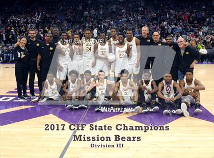 Thumbnail 2 in Mission (CIF State D3 Award Photos) photogallery.