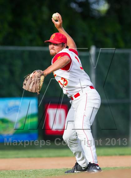 Thumbnail 3 in Central Catholic vs. Oakdale (CIF SJS D4 Final) photogallery.