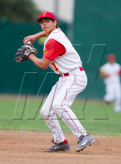 Thumbnail 3 in Central Catholic vs. Oakdale (CIF SJS D4 Final) photogallery.