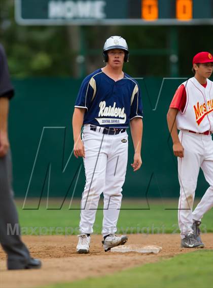 Thumbnail 1 in Central Catholic vs. Oakdale (CIF SJS D4 Final) photogallery.