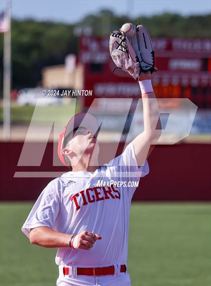 Thumbnail 1 in Brownwood @ Glen Rose photogallery.