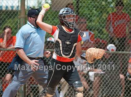 Thumbnail 1 in Alexander Central vs North Davidson (NCHSAA 4A Final) photogallery.