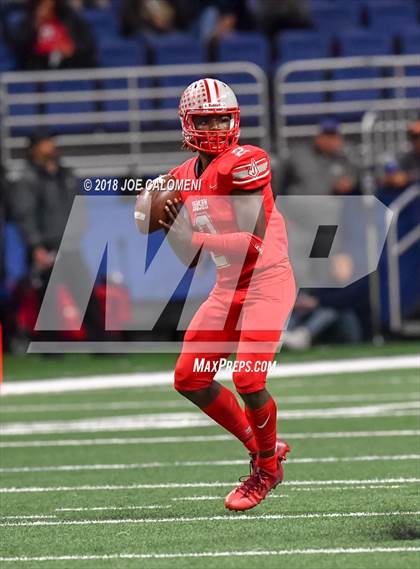 Thumbnail 2 in Judson vs Lake Travis (UIL 6A Quarterfinal) photogallery.