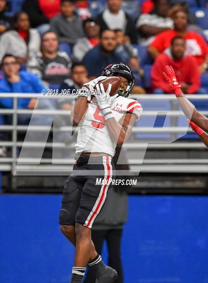 Thumbnail 2 in Judson vs Lake Travis (UIL 6A Quarterfinal) photogallery.