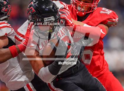 Thumbnail 1 in Judson vs Lake Travis (UIL 6A Quarterfinal) photogallery.