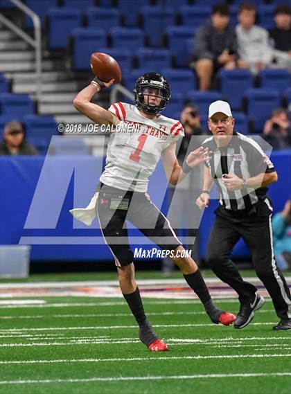 Thumbnail 2 in Judson vs Lake Travis (UIL 6A Quarterfinal) photogallery.