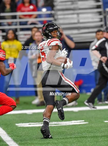 Thumbnail 3 in Judson vs Lake Travis (UIL 6A Quarterfinal) photogallery.