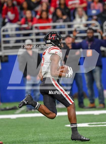 Thumbnail 1 in Judson vs Lake Travis (UIL 6A Quarterfinal) photogallery.