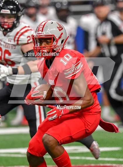 Thumbnail 2 in Judson vs Lake Travis (UIL 6A Quarterfinal) photogallery.