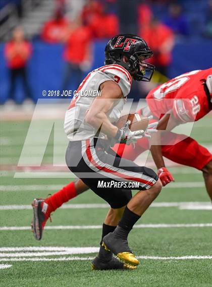 Thumbnail 2 in Judson vs Lake Travis (UIL 6A Quarterfinal) photogallery.