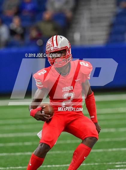 Thumbnail 2 in Judson vs Lake Travis (UIL 6A Quarterfinal) photogallery.