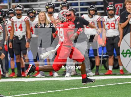 Thumbnail 3 in Judson vs Lake Travis (UIL 6A Quarterfinal) photogallery.