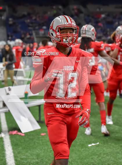 Thumbnail 1 in Judson vs Lake Travis (UIL 6A Quarterfinal) photogallery.