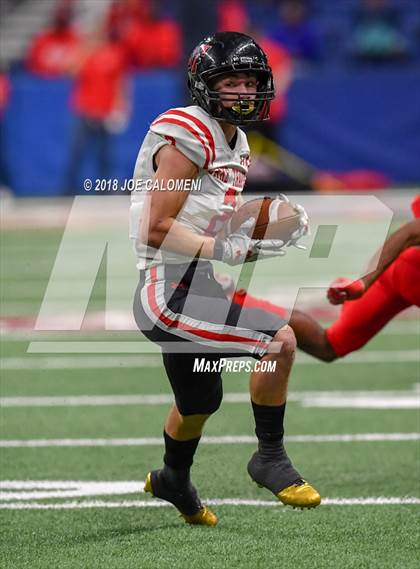 Thumbnail 3 in Judson vs Lake Travis (UIL 6A Quarterfinal) photogallery.