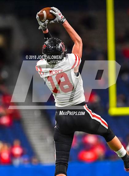 Thumbnail 2 in Judson vs Lake Travis (UIL 6A Quarterfinal) photogallery.