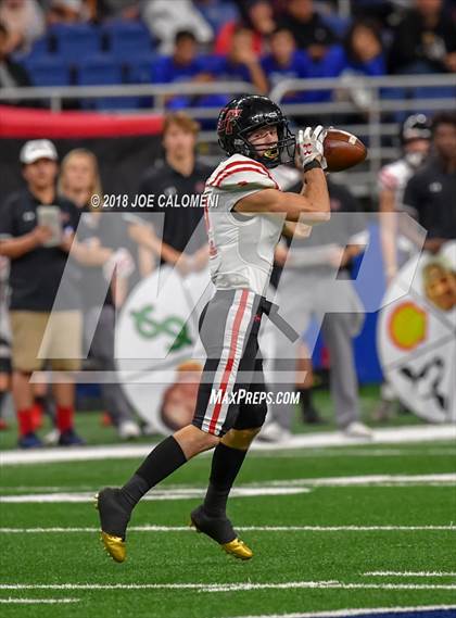 Thumbnail 1 in Judson vs Lake Travis (UIL 6A Quarterfinal) photogallery.