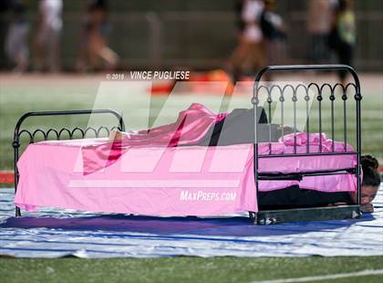Thumbnail 1 in Crescenta Valley @ Glendale photogallery.