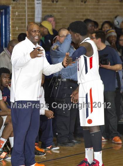 Thumbnail 3 in St. Anthony vs Thomas Jefferson (Lincoln) photogallery.