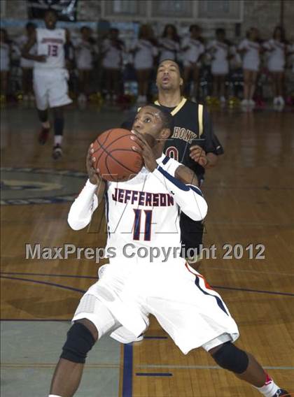 Thumbnail 1 in St. Anthony vs Thomas Jefferson (Lincoln) photogallery.