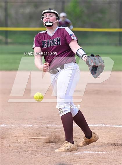 Thumbnail 2 in Whitwell vs. Bearden photogallery.