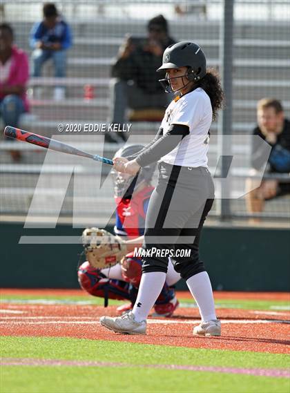 Thumbnail 1 in Mt. Pleasant vs Allen (Allen Tournament) photogallery.
