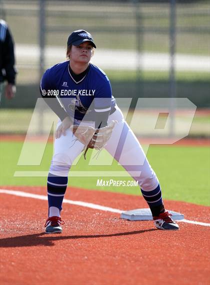 Thumbnail 2 in Mt. Pleasant vs Allen (Allen Tournament) photogallery.