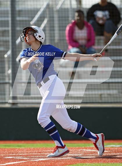 Thumbnail 1 in Mt. Pleasant vs Allen (Allen Tournament) photogallery.