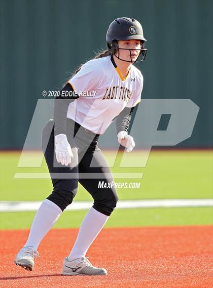 Thumbnail 2 in Mt. Pleasant vs Allen (Allen Tournament) photogallery.