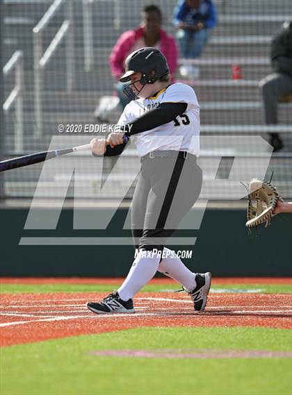 Thumbnail 1 in Mt. Pleasant vs Allen (Allen Tournament) photogallery.