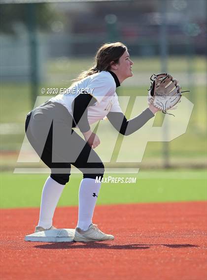 Thumbnail 1 in Mt. Pleasant vs Allen (Allen Tournament) photogallery.