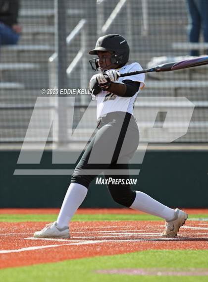 Thumbnail 3 in Mt. Pleasant vs Allen (Allen Tournament) photogallery.