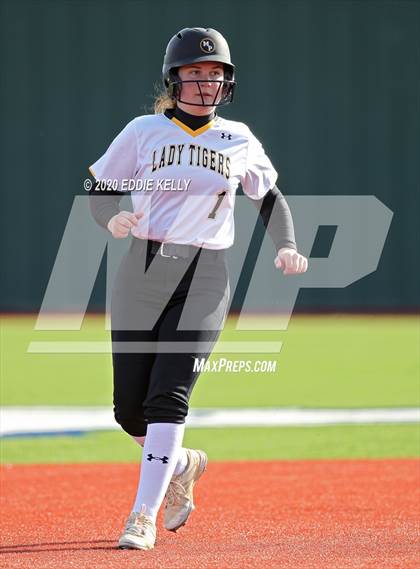Thumbnail 3 in Mt. Pleasant vs Allen (Allen Tournament) photogallery.