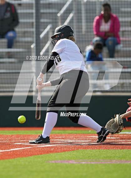 Thumbnail 1 in Mt. Pleasant vs Allen (Allen Tournament) photogallery.