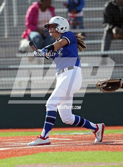 Thumbnail 3 in Mt. Pleasant vs Allen (Allen Tournament) photogallery.