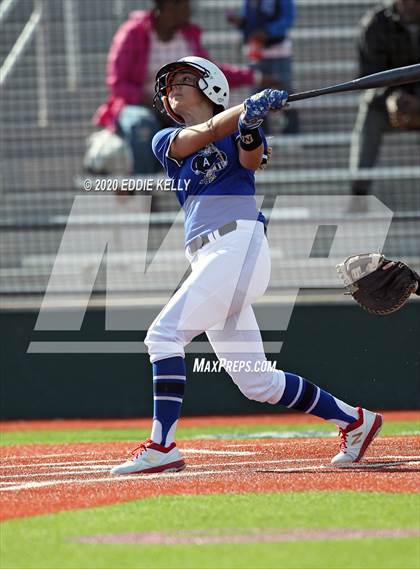 Thumbnail 1 in Mt. Pleasant vs Allen (Allen Tournament) photogallery.