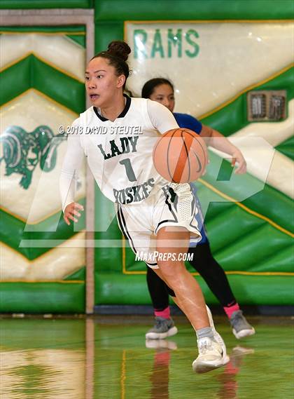 Thumbnail 2 in Woodside Priory vs. Fairmont Prep (St. Mary's Stockton MLK Showcase) photogallery.